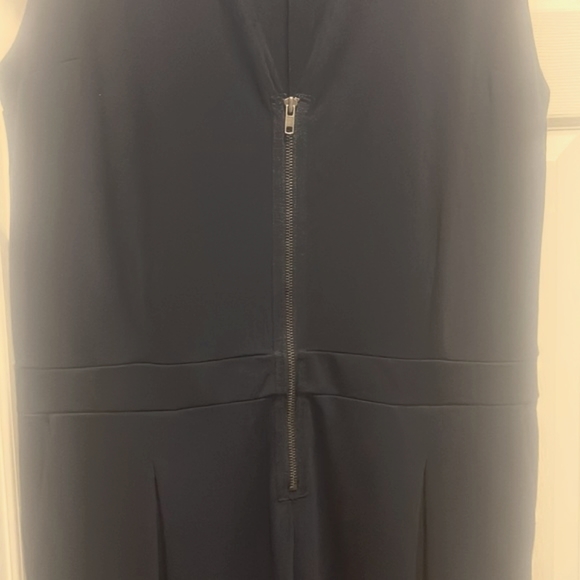 Victora Secret Sleeveless Zip front jumper - Picture 4 of 5